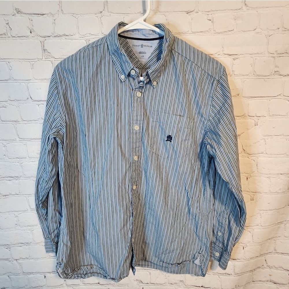 Men's Tommy Hilfiger longsleeve button-down shirt, size Large